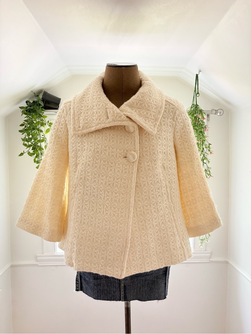 Women’s Cream Textured Button-Front PeaCoat